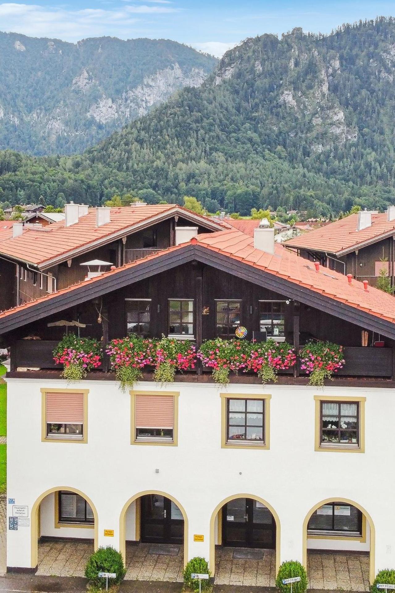 Ferienwohnung Chiemgauzeit - Chiemgaukarte 因泽尔 外观 照片